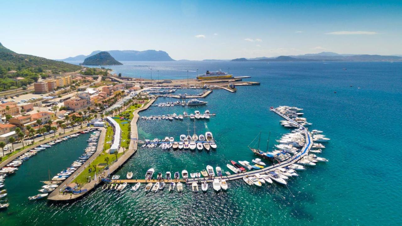 Brezza B&B Golfo Aranci Kültér fotó