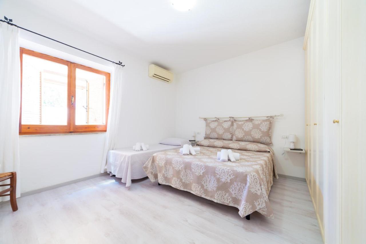 Brezza B&B Golfo Aranci Kültér fotó
