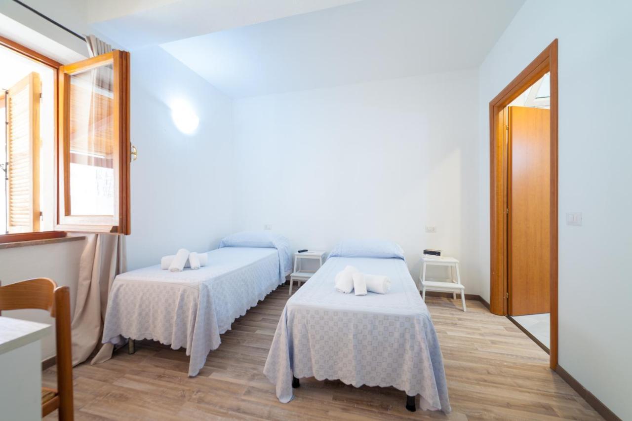 Brezza B&B Golfo Aranci Kültér fotó