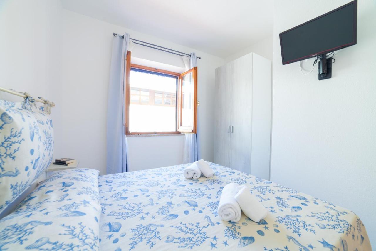 Brezza B&B Golfo Aranci Kültér fotó