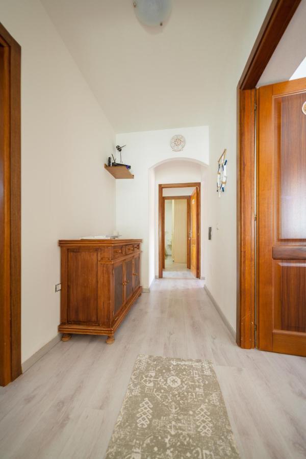 Brezza B&B Golfo Aranci Kültér fotó